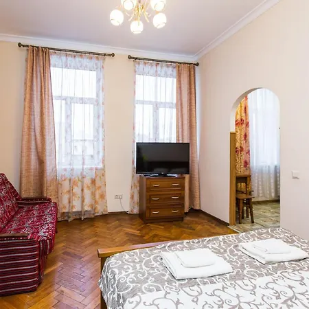 в центрі вулиця балабана 29 біля краківського ринку