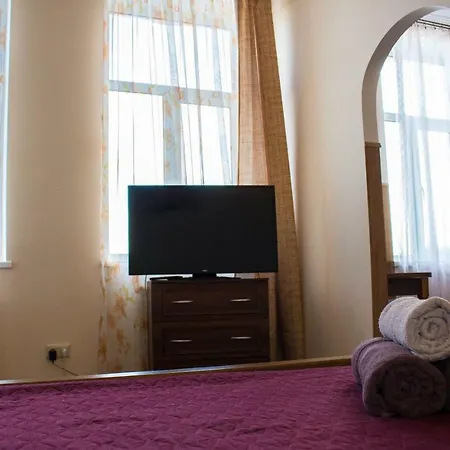 в центрі вулиця балабана 29 біля краківського ринку *