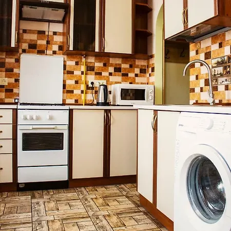 в центрі вулиця балабана 29 біля краківського ринку